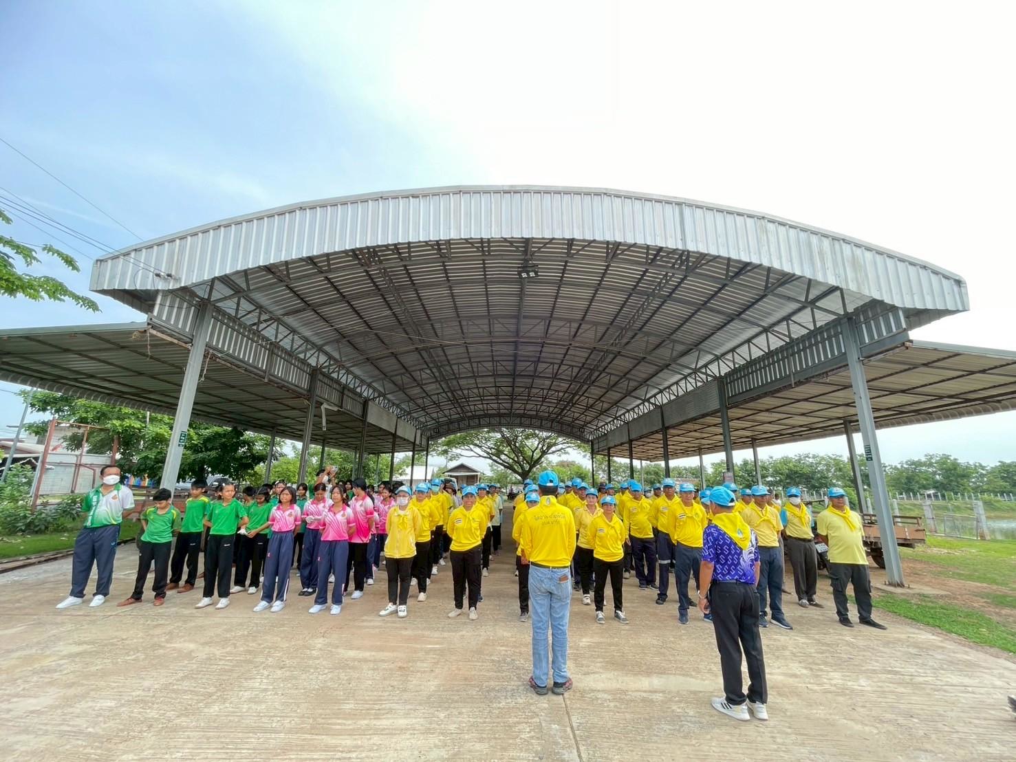 จัดกิจกรรมจิตอาสาพัฒนาทำความสะอาดปรับปรุงภูมิทัศน์ ถนนสายหลัก - สายรอง เนื่องในโอกาสวันคล้ายวันพระราชสมภพฯ สมเด็จพระนางเจ้าฯ พระบรมราชินี 3 มิถุนายน และวันสิ่งแวดล้อมโลก 5 มิถุนายน 2568